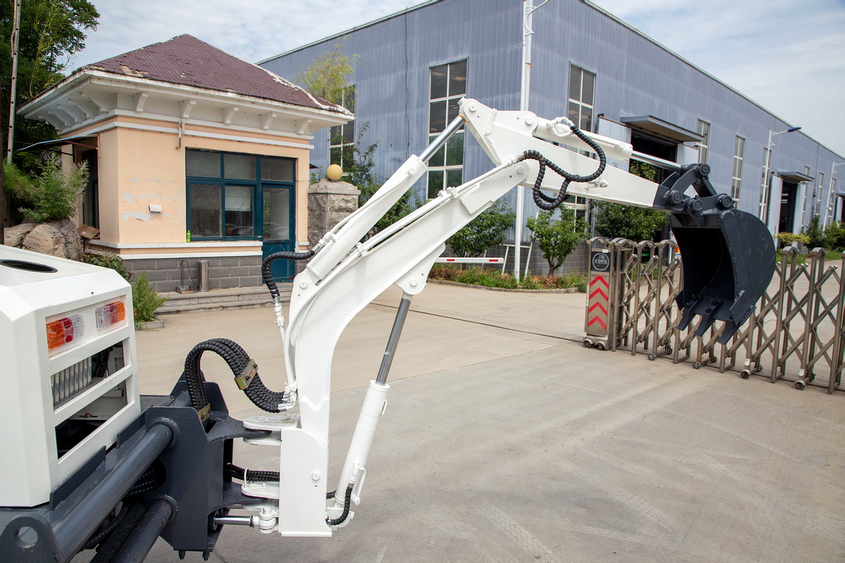 HW08-12挖掘裝載機