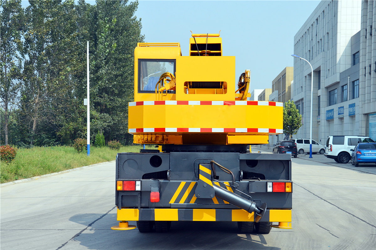 HWFT12T福田瑞沃汽車(chē)吊