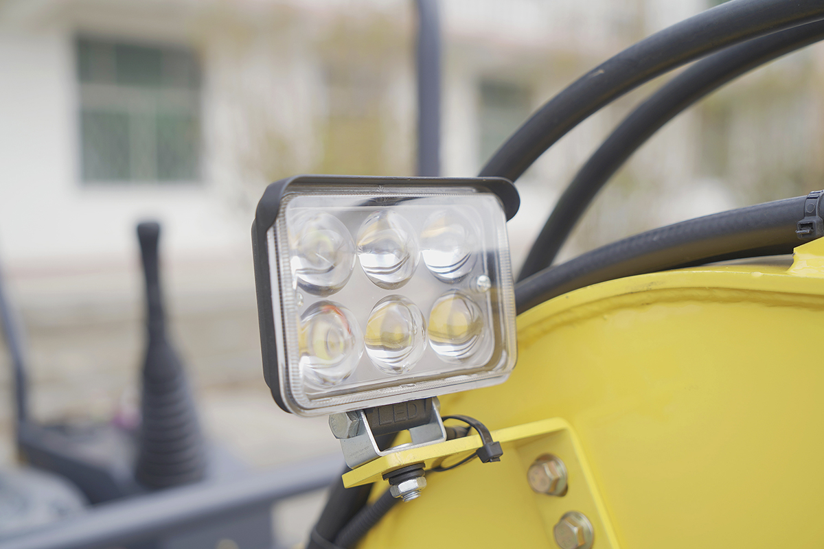 HW-16小型挖掘機