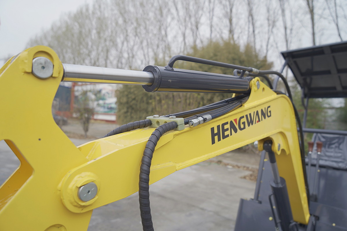 HW-16小型挖掘機