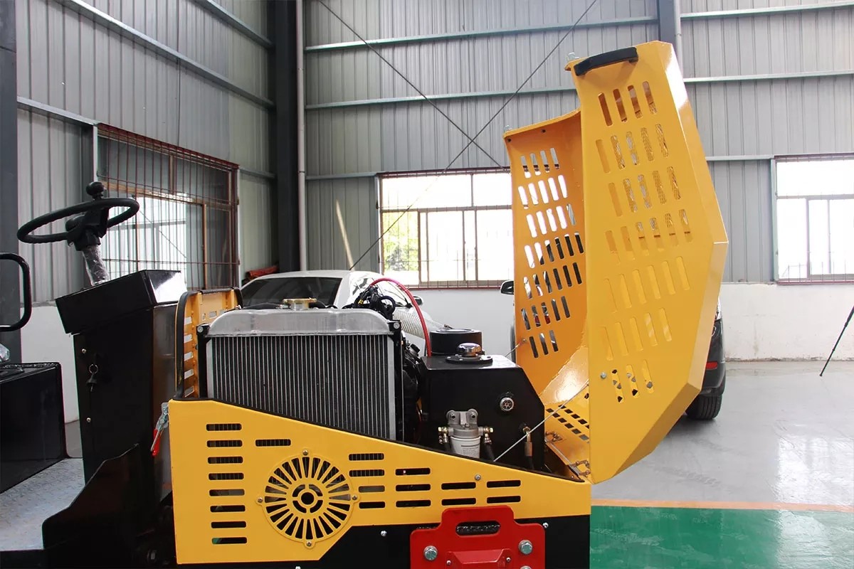HW-2T座駕式壓路機