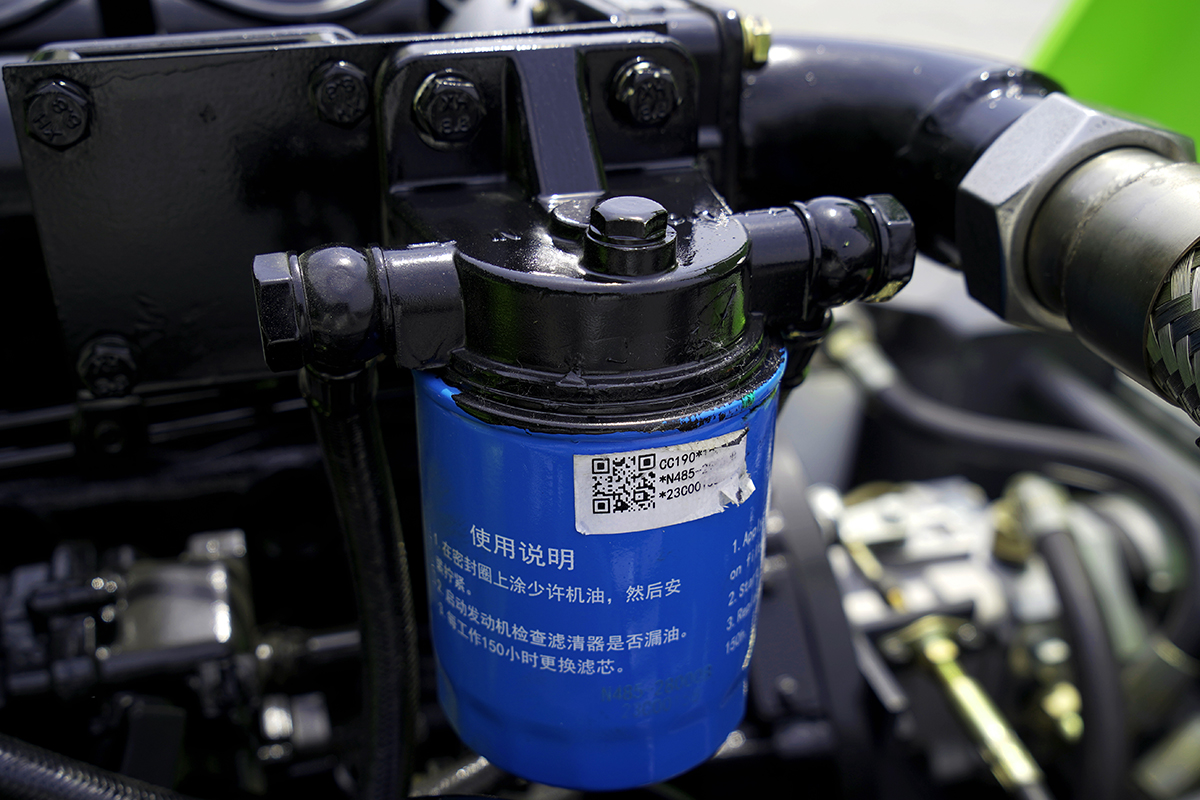 HW-3T座駕式壓路機