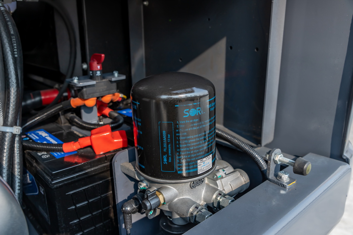 HWL-80輪式挖掘機(jī)